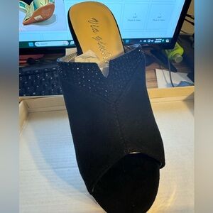Via Giulia style 16190 color “Nero” size EU36